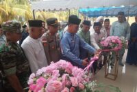 Bupati Anambas meresmikan Surau Al Mukarromah, Sabtu (26/7/2025) foto: Wan Yudi 