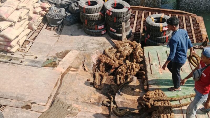Moveable Bridge Pelabuhan Roro Jagoh yang rusak pada Minggu (27/7/2025) foto: Herdoni 