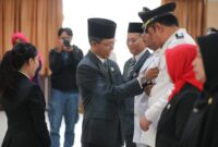Walikota Batam melantik Pjs Sekdako dan pejabat eselon lainnya, Jumat (29/8/2025) foto: Pemko Batam 