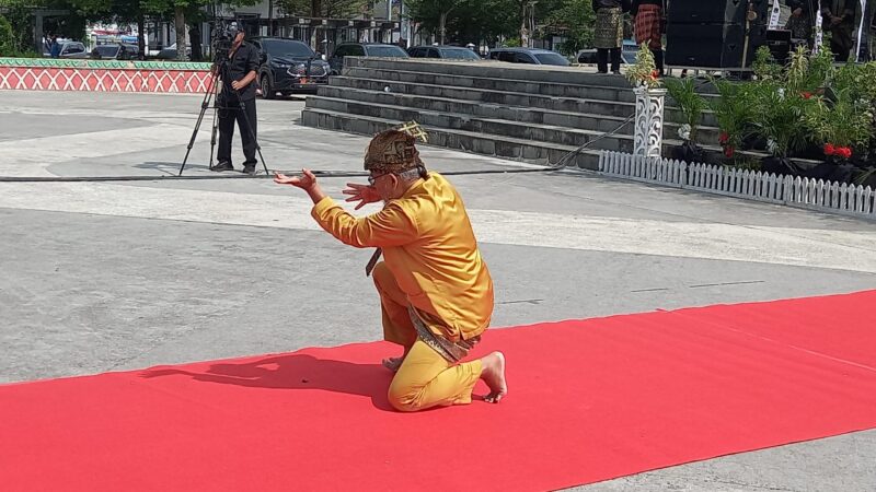 Perwakilan dari Brunei Darussalam ikut meriahkan Festival Silat Serumpun, Jumat (26/9/2025) foto: Indrapriyadi 