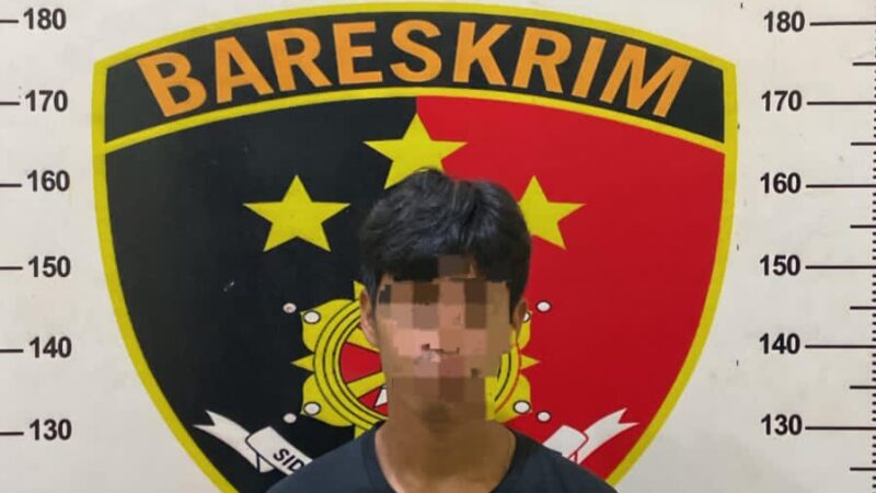 Pelaku pencabulan terhadap anak dibawah umur yang diamankan Satreskrim Polres Anambas, Selasa (29/9/2025) foto: istimewa 