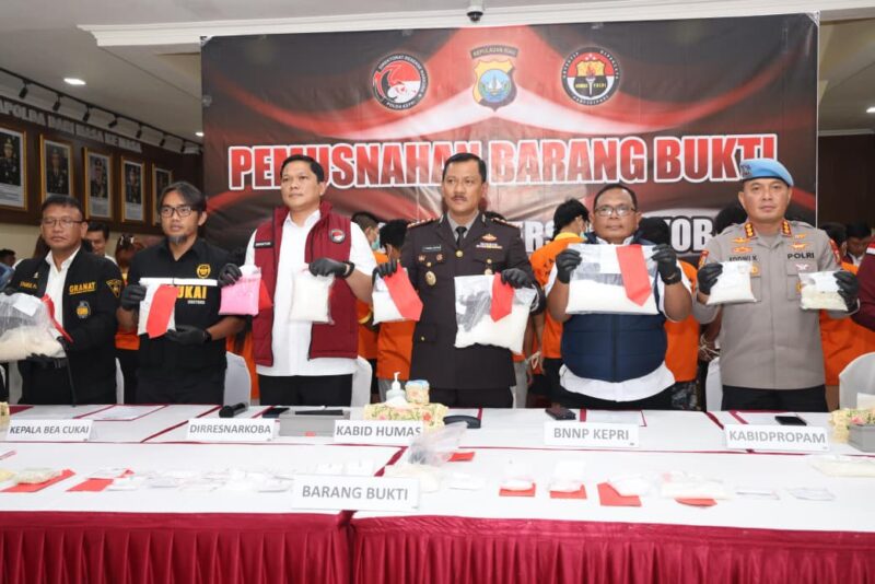 Pengungkapan dan pemusnahan barang bukti narkoba, Rabu (1/10/2025) foto: Polda Kepri 