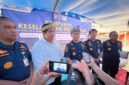 Bupati Bintan bersama Direktur Pengawasan Laut dan Pelayaran saat mengunjungi pulau Pangkil, Selasa (7/10/2025) foto: Pemkab Bintan 