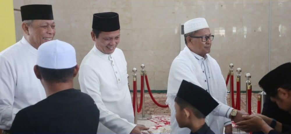 Wakil Bupati Anambas Ajak Masyarakat Perkuat Iman dan Kebersamaan pada Iduladha 1447 H 2 WhatsApp Image 2026 05 31 at 10.30.48
