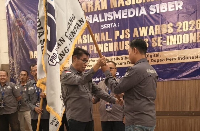 Penyerahan pataka PJS