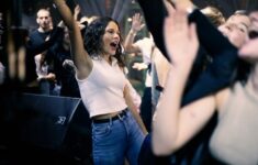 Sensasi Konser Musik Virtual di Bioskop Mengubah Cara Pencinta Musik Indonesia Menikmati Pertunjukan Skena Lokal