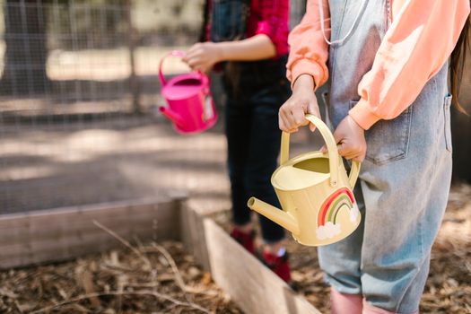 Menjelajah Ruang Belajar Tanpa Dinding Bagi Perkembangan Karakter Anak Urban Modern