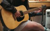 Fenomena Mikro Konser Musik Akustik Menjadi Oase Baru Pelepas Penat Masyarakat Urban Jakarta