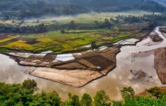 Menyusuri Pesona Sunyi Lembah Harau Melalui Mode Lambat Demi Menyegarkan Pikiran yang Lelah