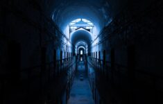 Misteri Ruang Liminal dan Alasan Psikologis Otak Merasakan Kejanggalan di Tempat Sepi