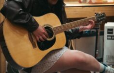 Fenomena Intimate Gig: Mengapa Penikmat Musik Indonesia Kini Lebih Menyukai Konser Skala Kecil?