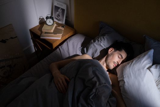 Menjinakkan Insomnia Perkotaan Lewat Teknologi Kamar Tidur Pintar Berbasis Biofeedback