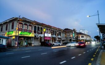 Misteri Aroma Melati Malam Hari di Bangunan Tua antara Mitos dan Fenomena Otak