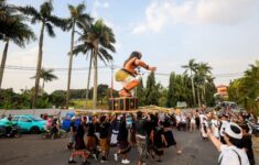 Geliat Komunitas Olahraga Tradisional Taman Kota: Menjaga Kebugaran Tubuh Sekaligus Memupuk Akar Budaya Nusantara